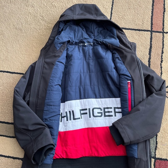 Tommy Hilfiger men’s winter coat - excellent condition - Picture 3 of 4